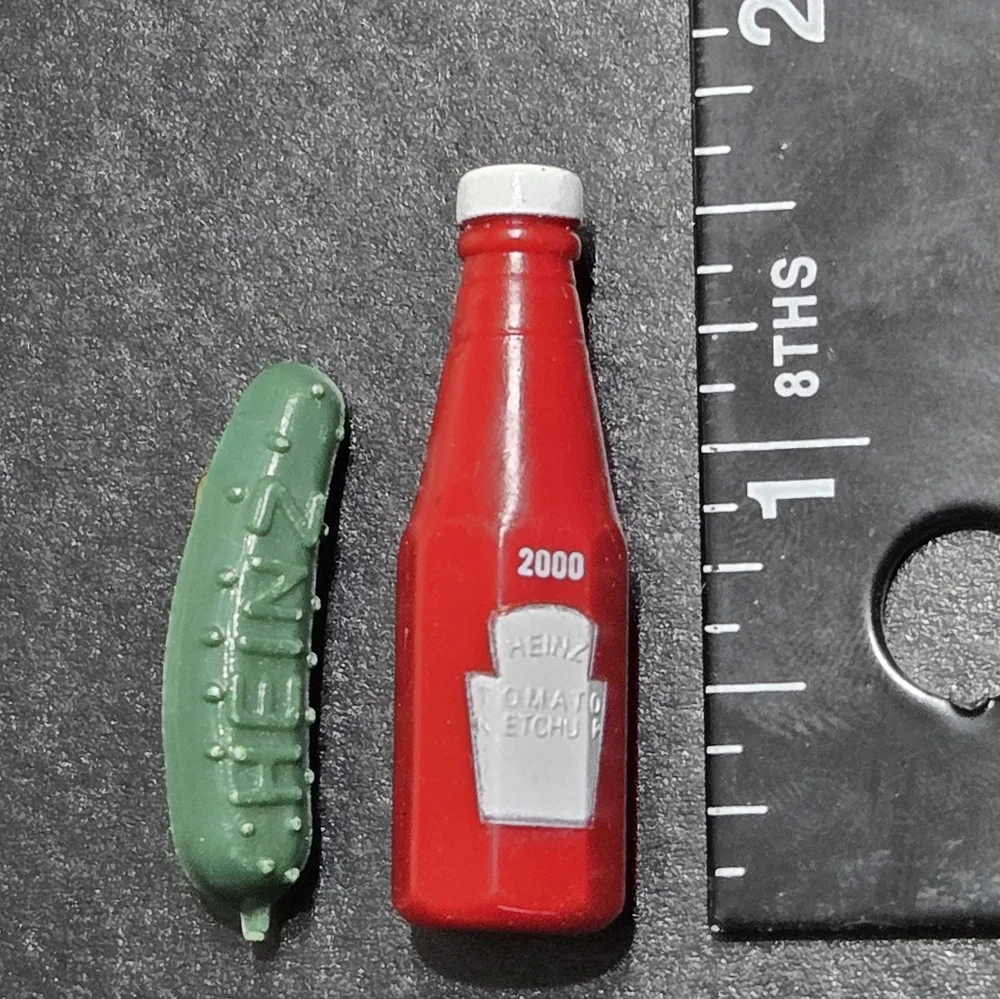 Vintage Heinz Ketchup & Pickle Brooch Pin Set Silly Advertisement Promo Great Co - Picture 3 of 5